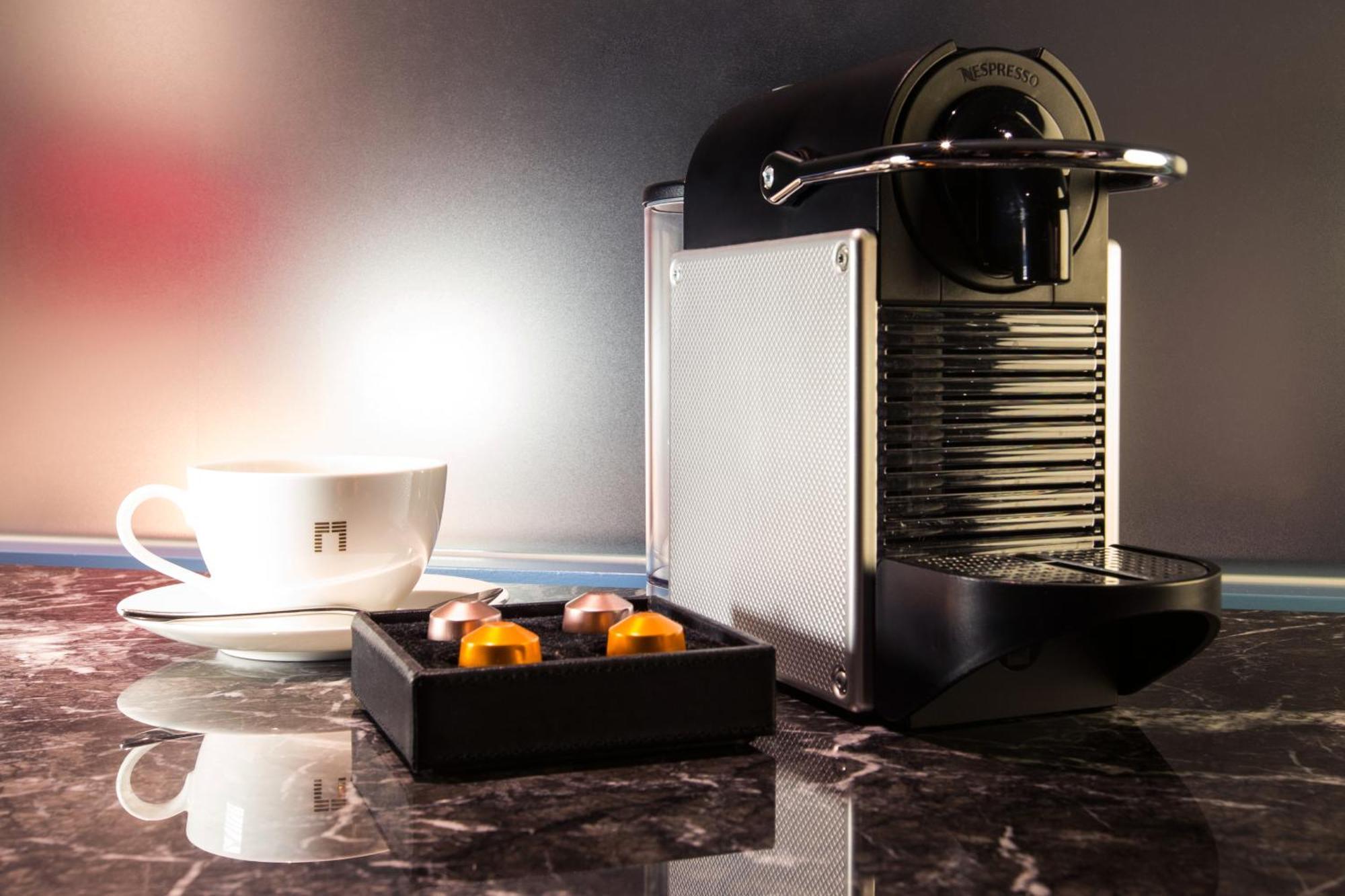 The Gate Hotel Tokyo By Hulic Oda fotoğraf A Nespresso coffee machine